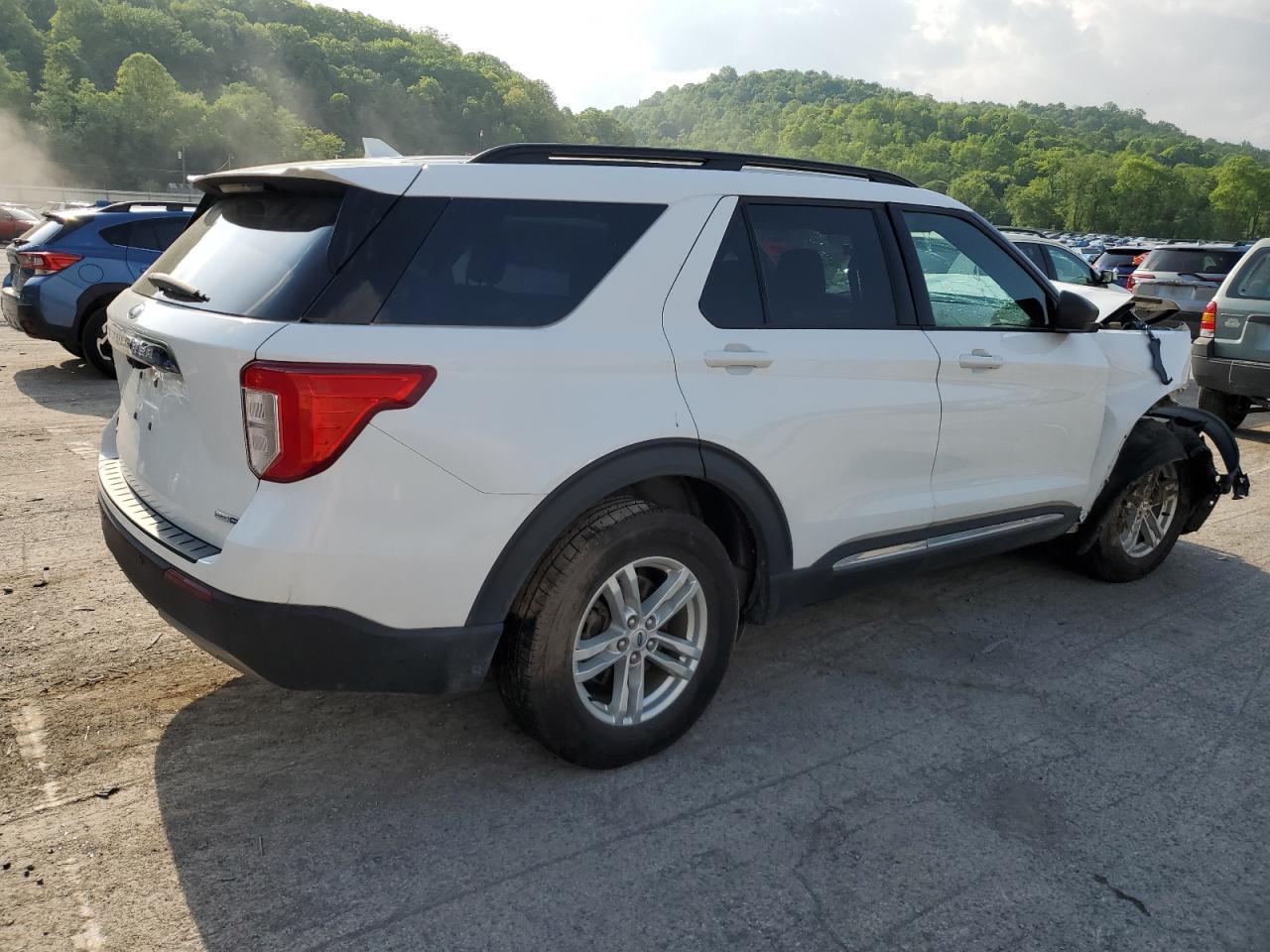 2020 Ford Explorer Xlt - Фото 3