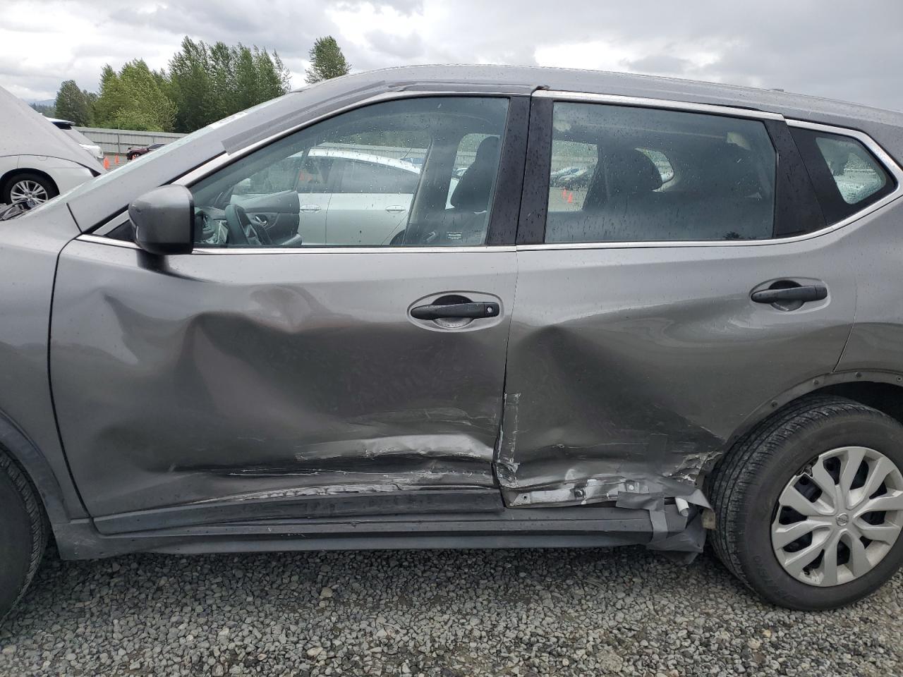 2017 Nissan Rogue S - Image 7