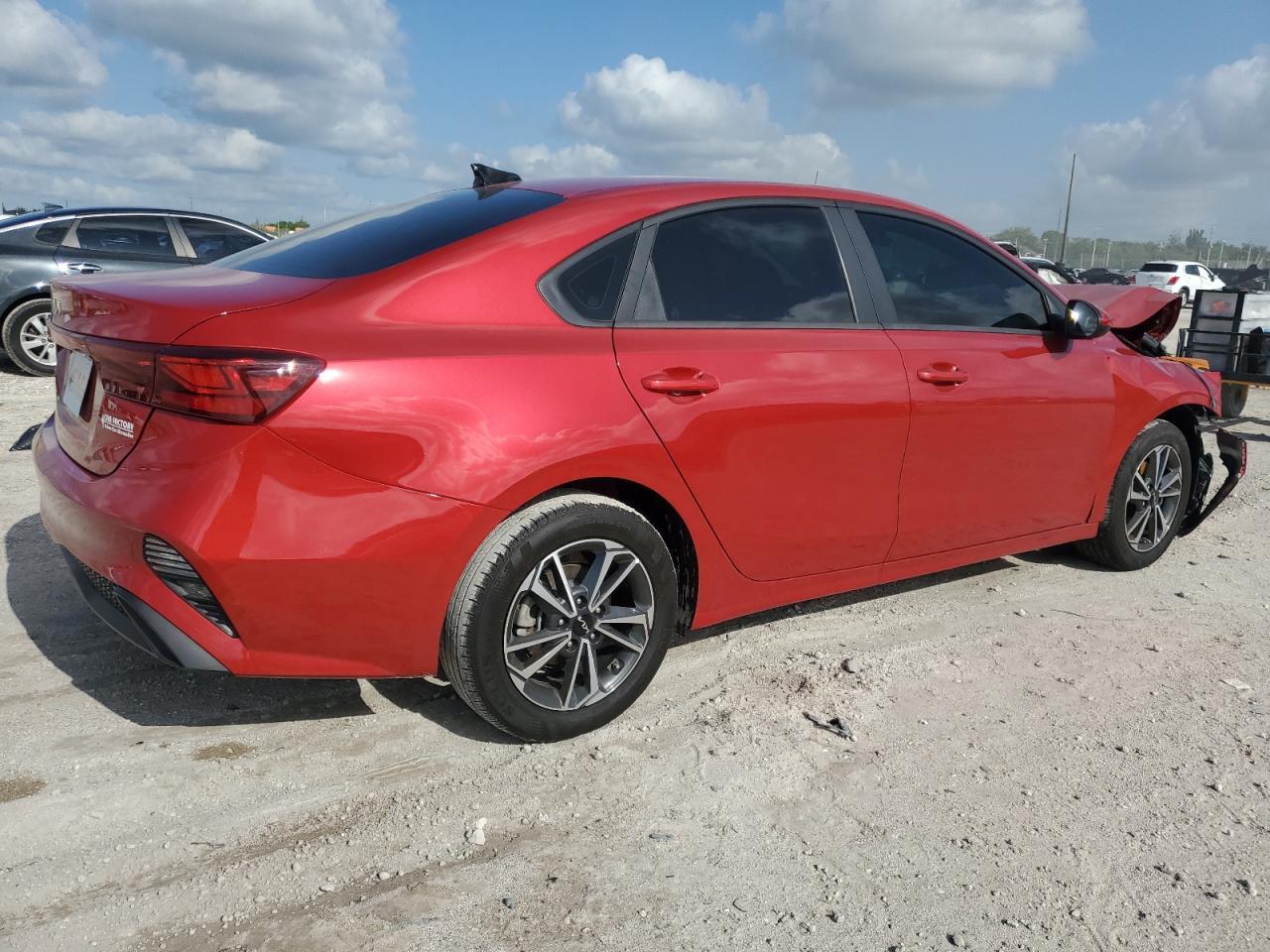 2024 Kia Forte Lx - Image 3