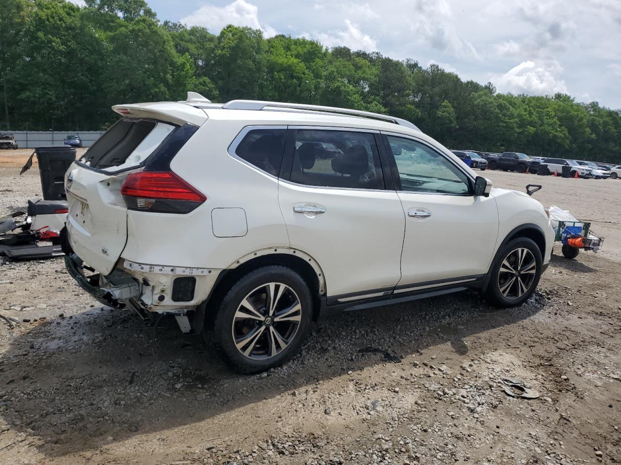 2017 Nissan Rogue S - Фото 3