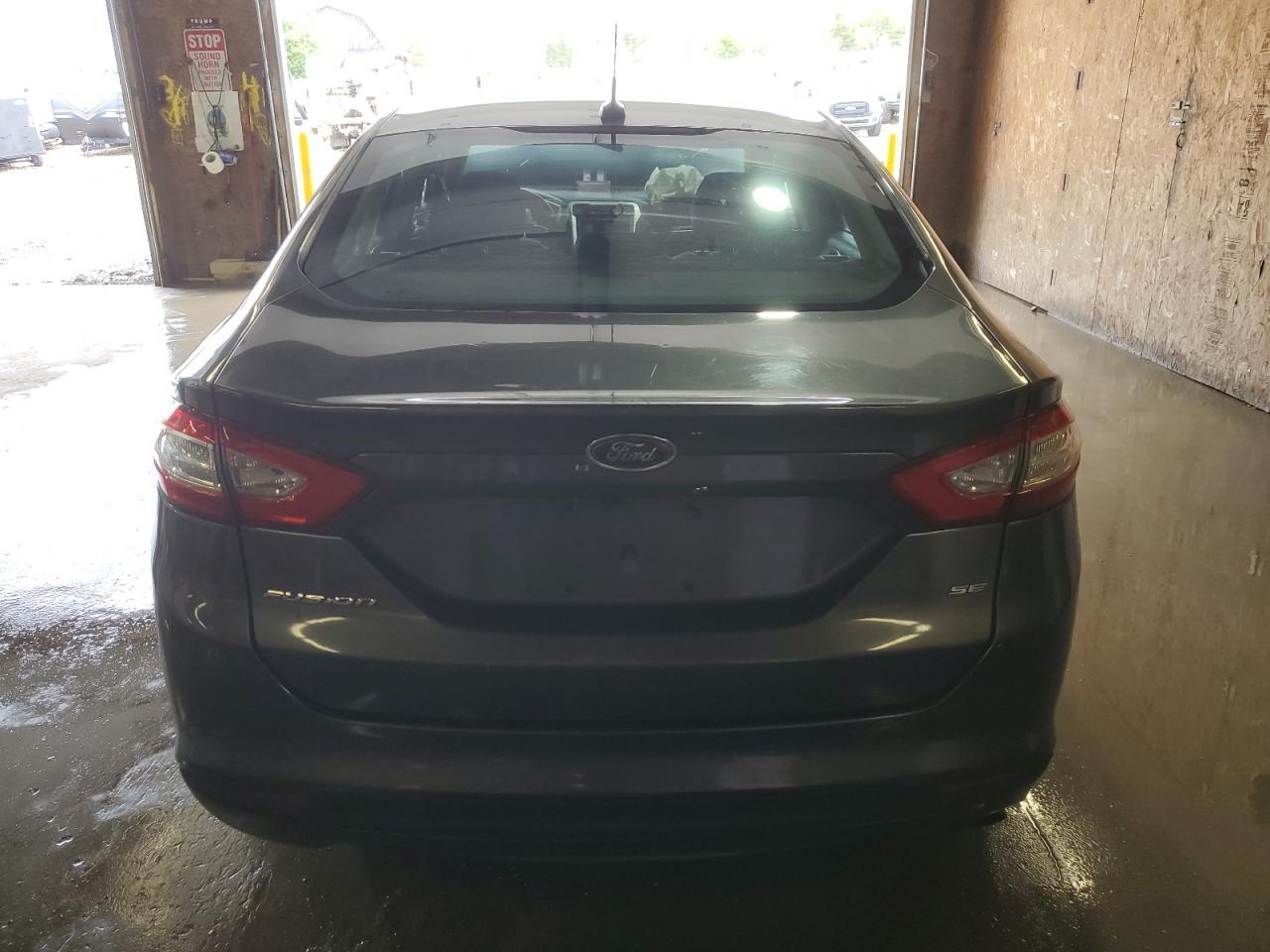 2016 Ford Fusion Se - Image 6