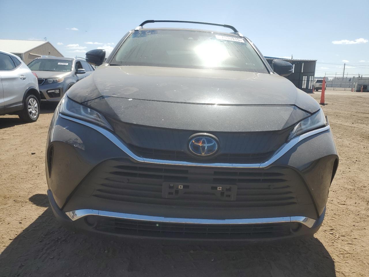 2021 Toyota Venza Le - Фото 5