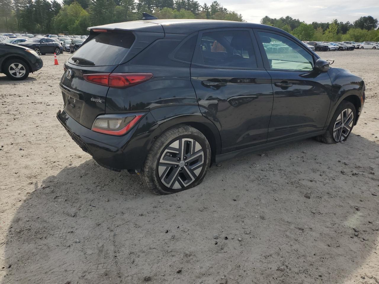 2023 Hyundai Kona Se - Фото 3