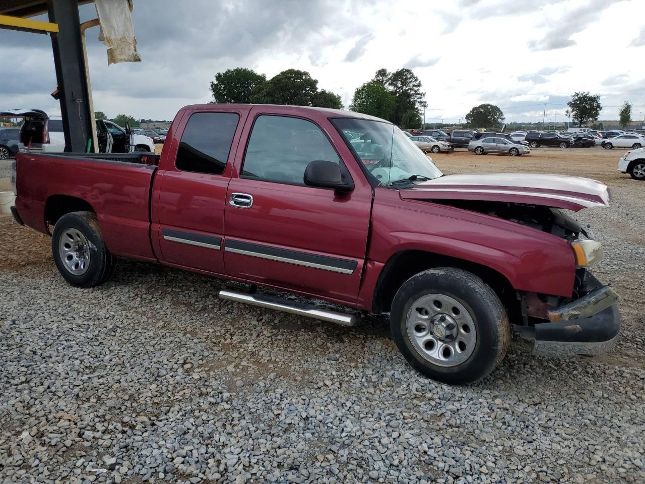 2005 Chevrolet Silverado C1500 - Image 4