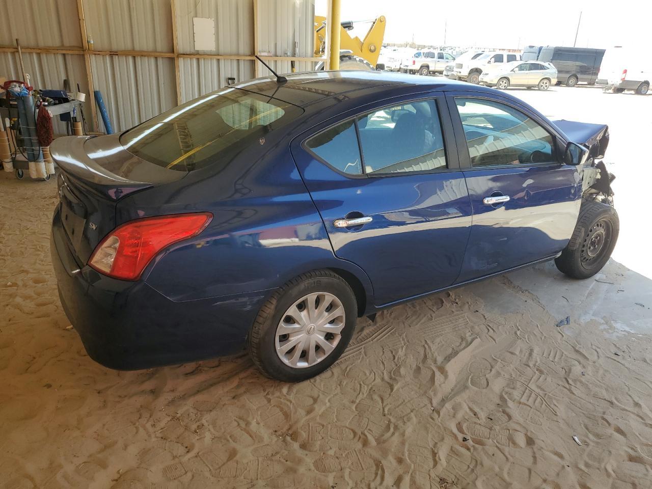 2019 Nissan Versa S - Image 3
