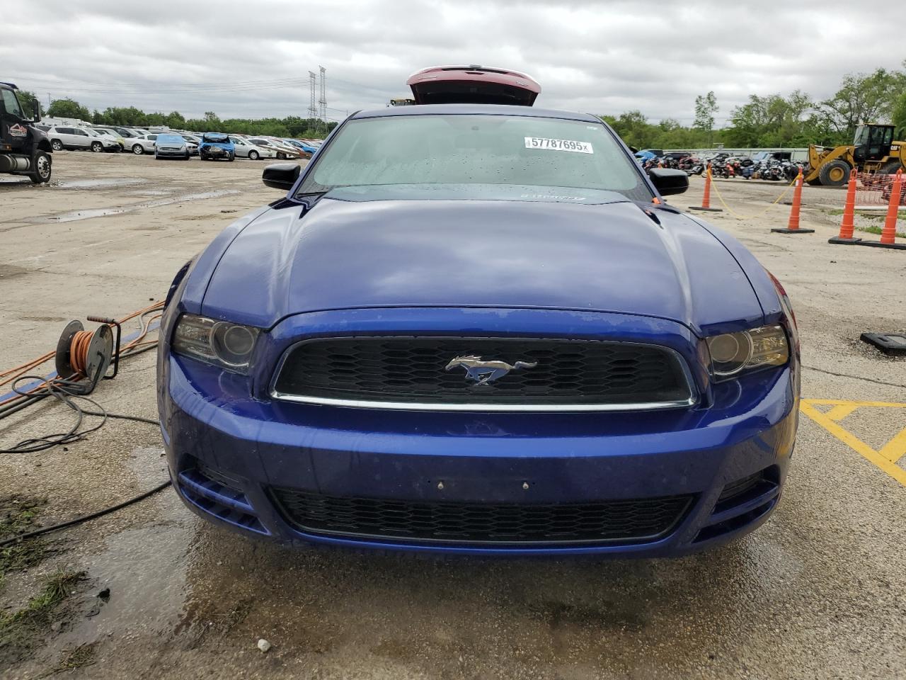 2014 Ford Mustang - Image 5