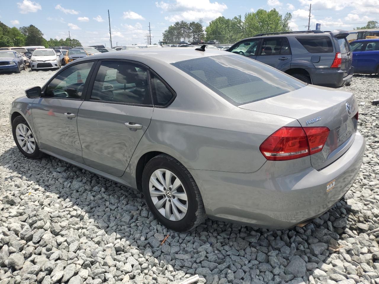2013 Volkswagen Passat S - Image 2
