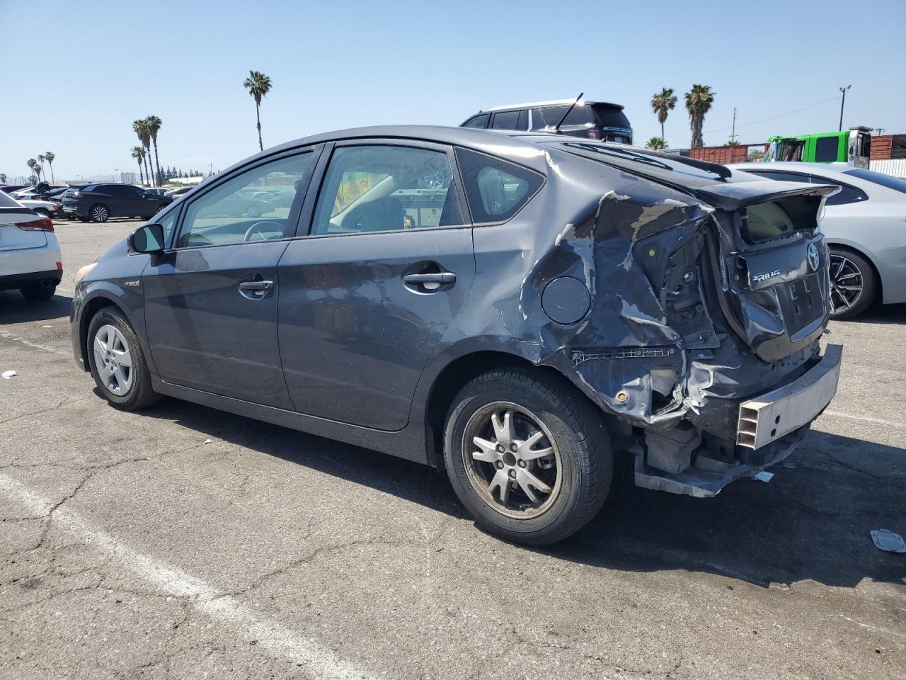 2010 Toyota Prius - Image 2
