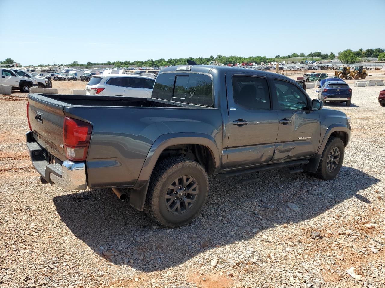 2020 Toyota Tacoma Sr5 V6 - Фото 3