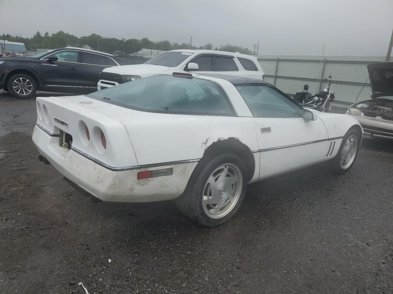1989 Chevrolet Corvette - Фото 3