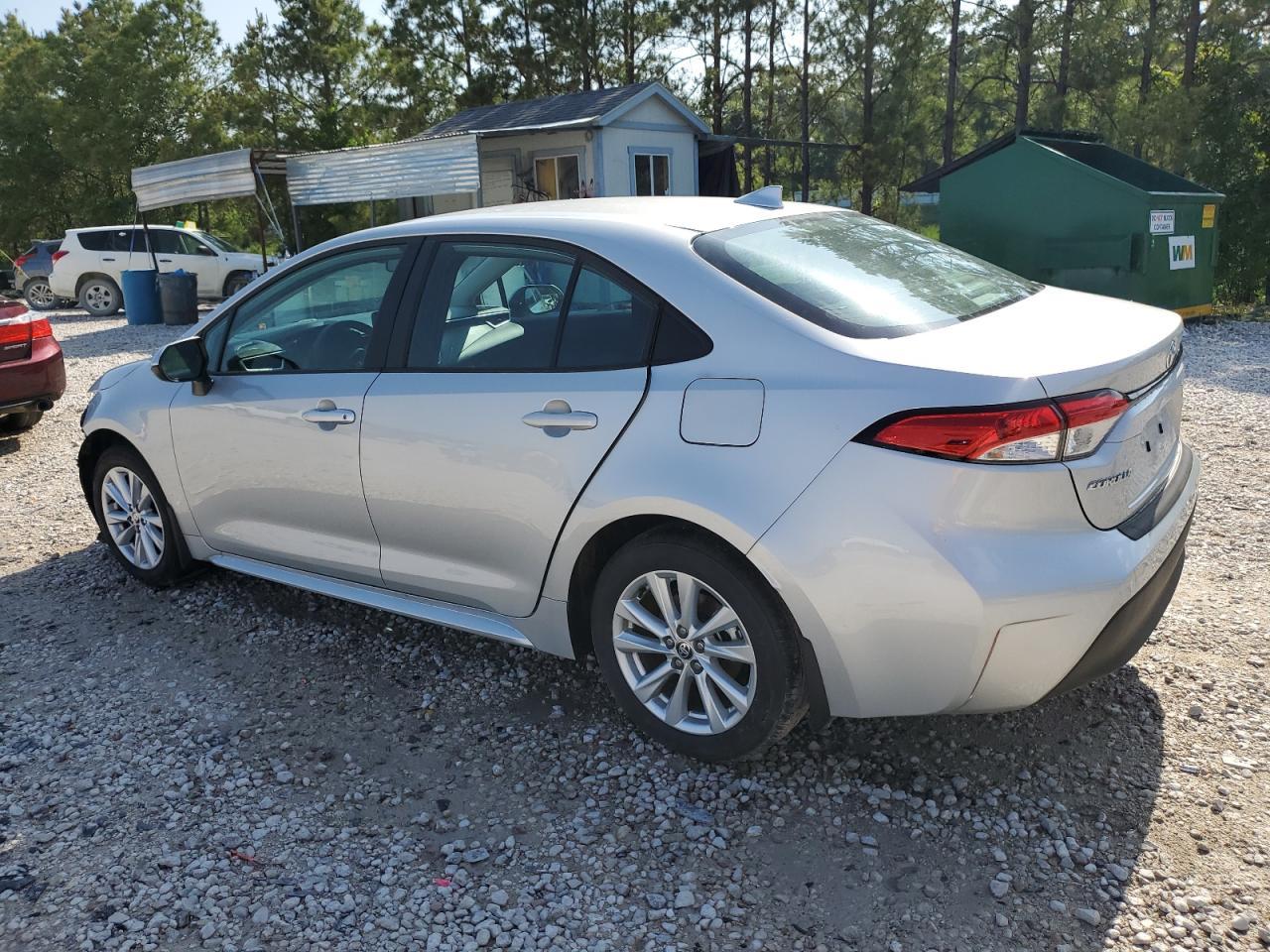 2025 Toyota Corolla Le - Фото 2
