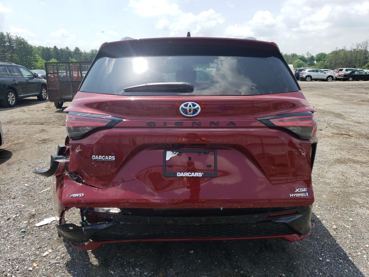 2024 Toyota Sienna Xse - Фото 6