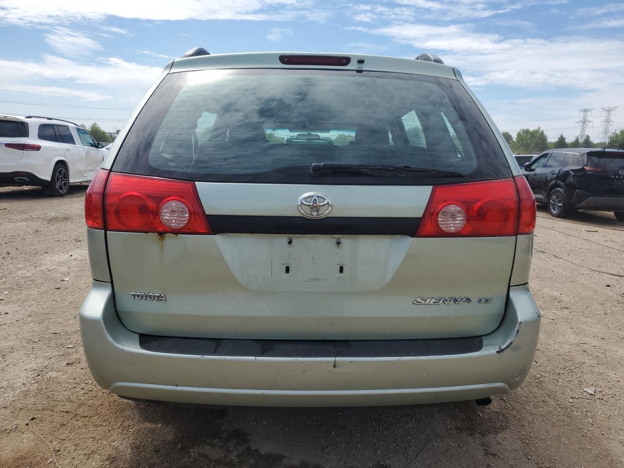 2007 Toyota Sienna Ce 7-Passenger - Фото 6