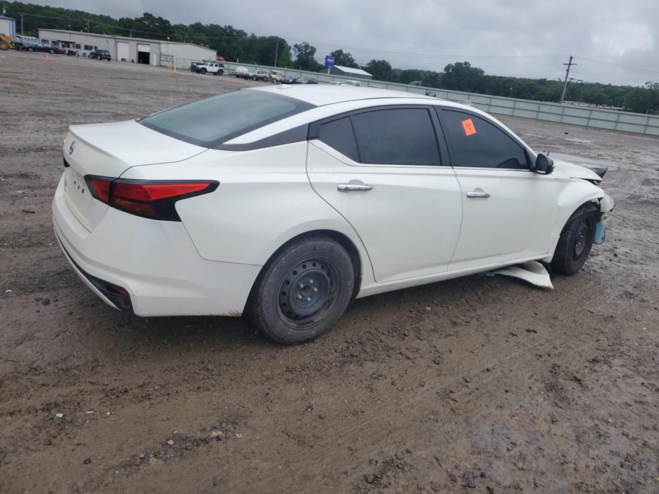 2020 Nissan Altima S - Фото 3