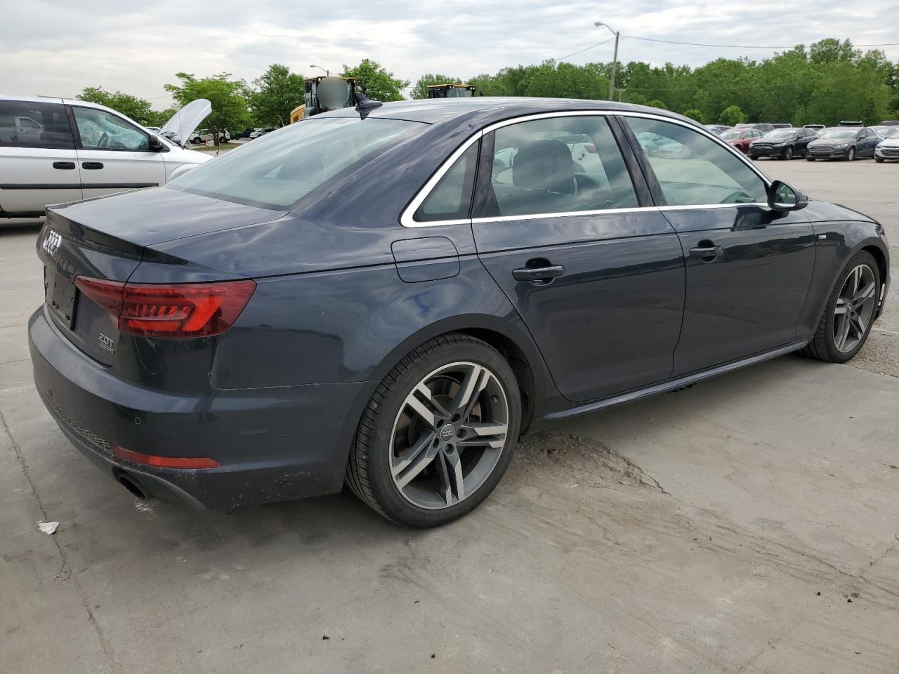 2018 Audi A4 Premium Plus - Фото 3