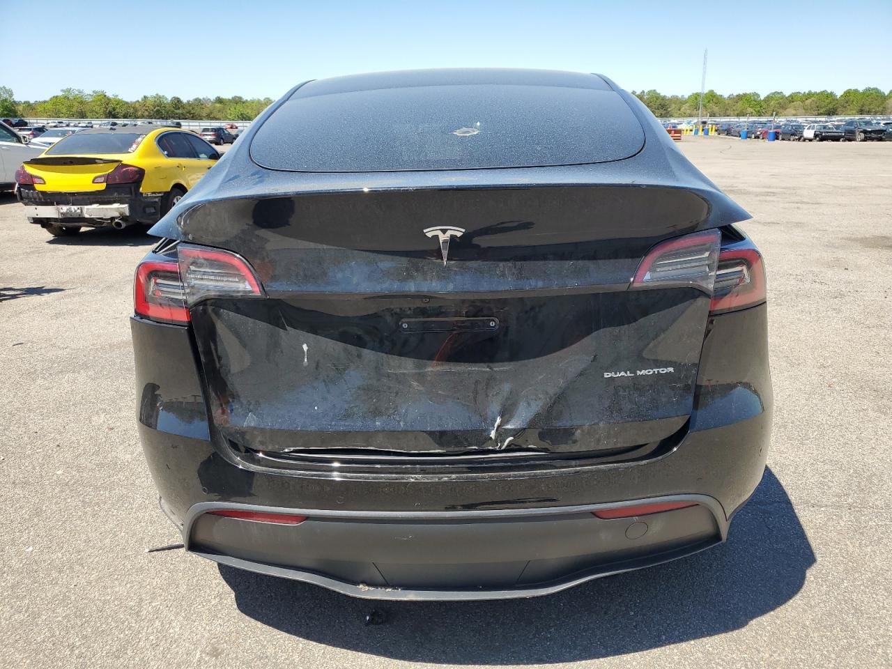 2022 Tesla Model Y - Фото 6