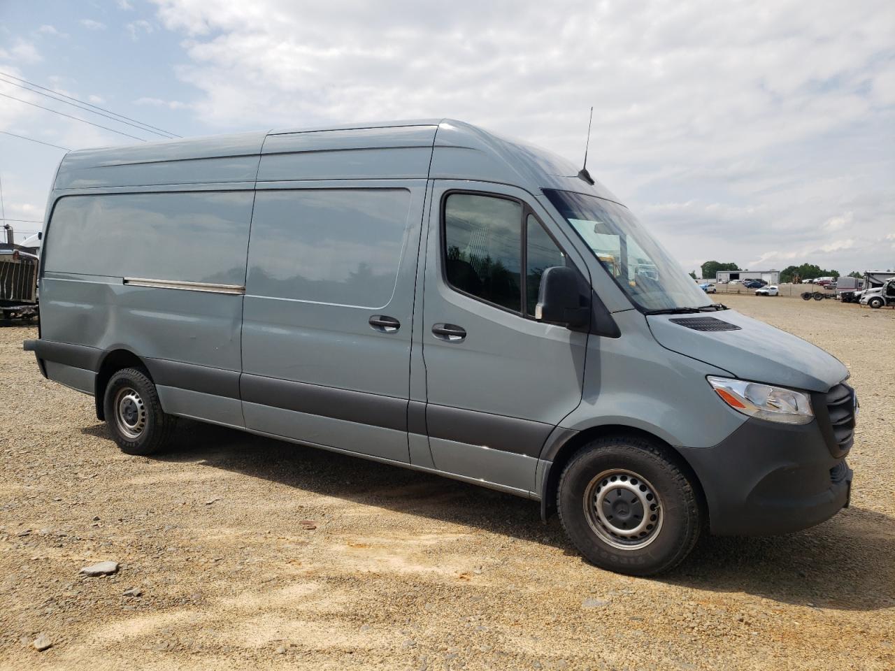 2023 Mercedes-Benz Sprinter 2500 - Фото 4