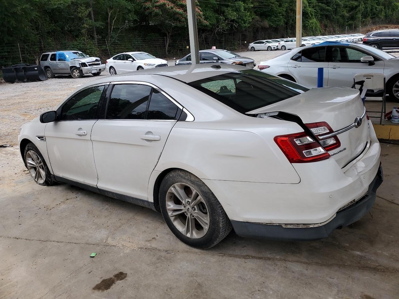 2013 Ford Taurus Sel - Фото 2