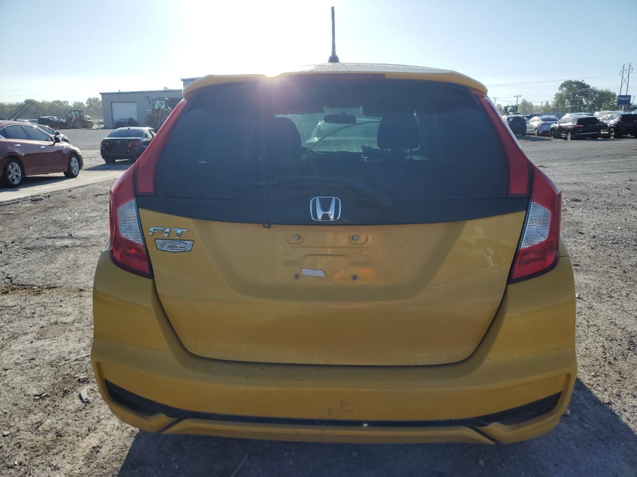 2018 Honda Fit Lx - Image 6