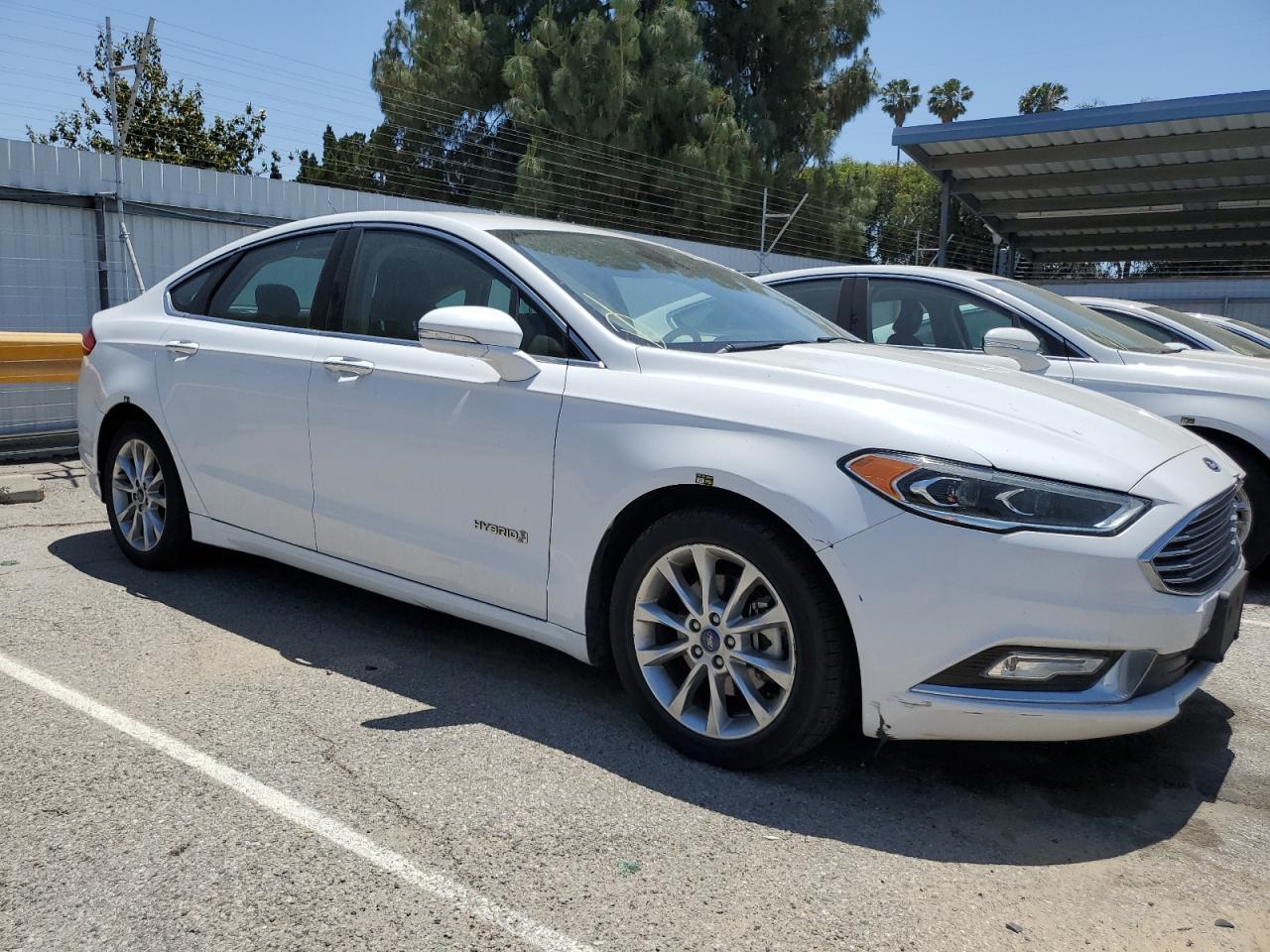 2017 Ford Fusion Se Hybrid - Image 4