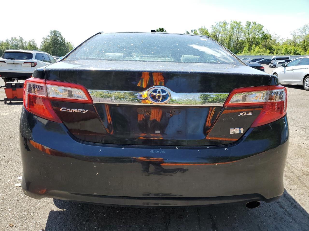 2012 Toyota Camry Hybrid - Image 6
