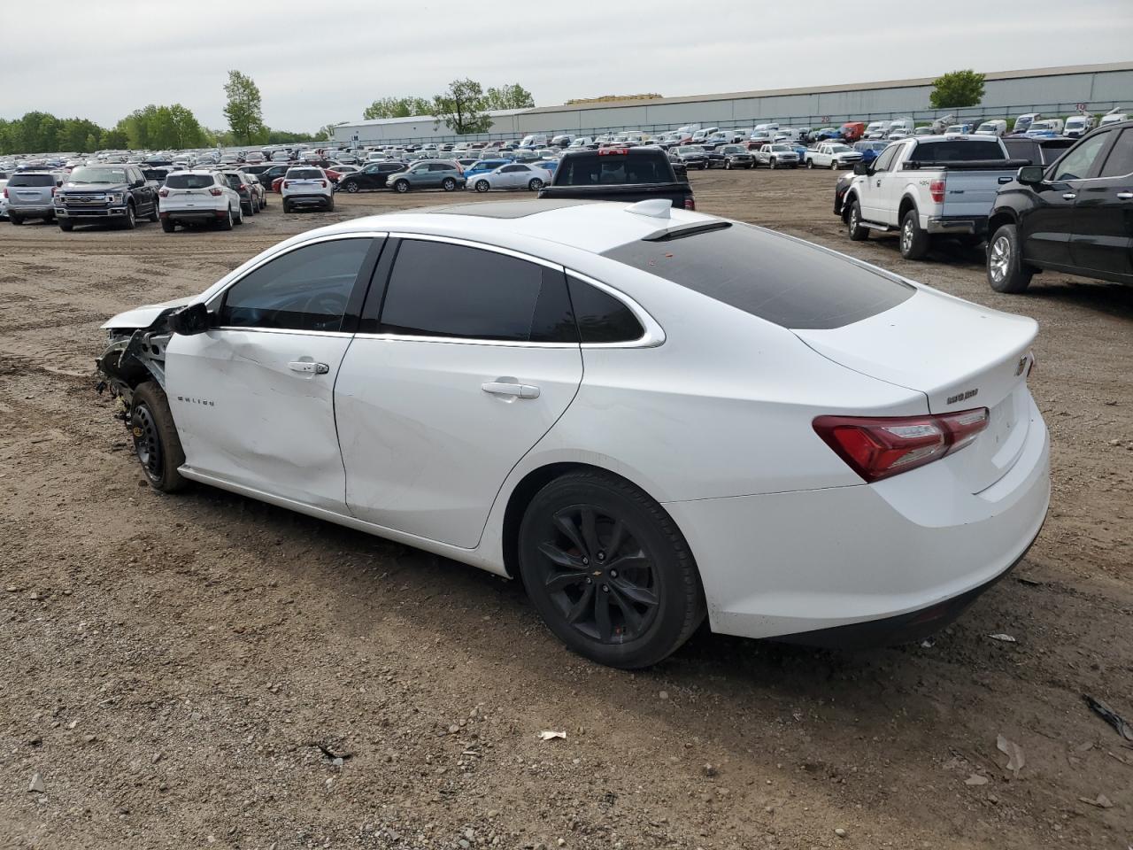 2021 Chevrolet Malibu Lt - Фото 2