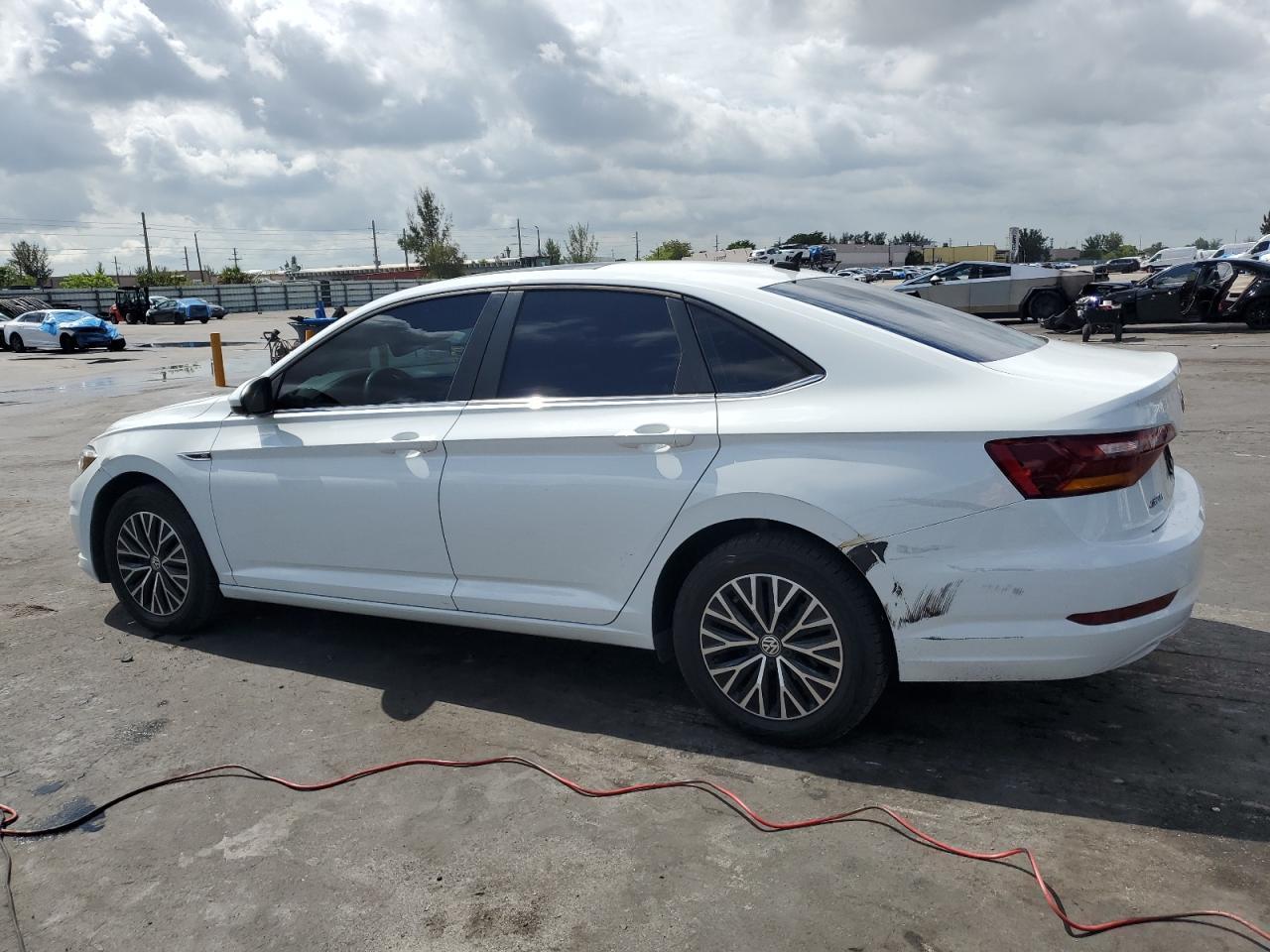 2019 Volkswagen Jetta Sel - Image 2