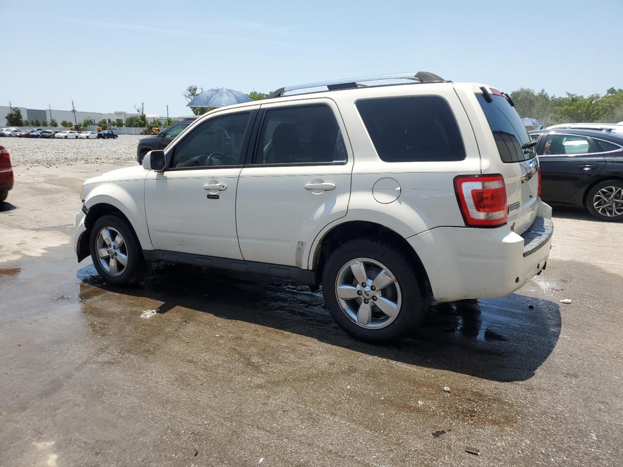 2012 Ford Escape Limited - Фото 2