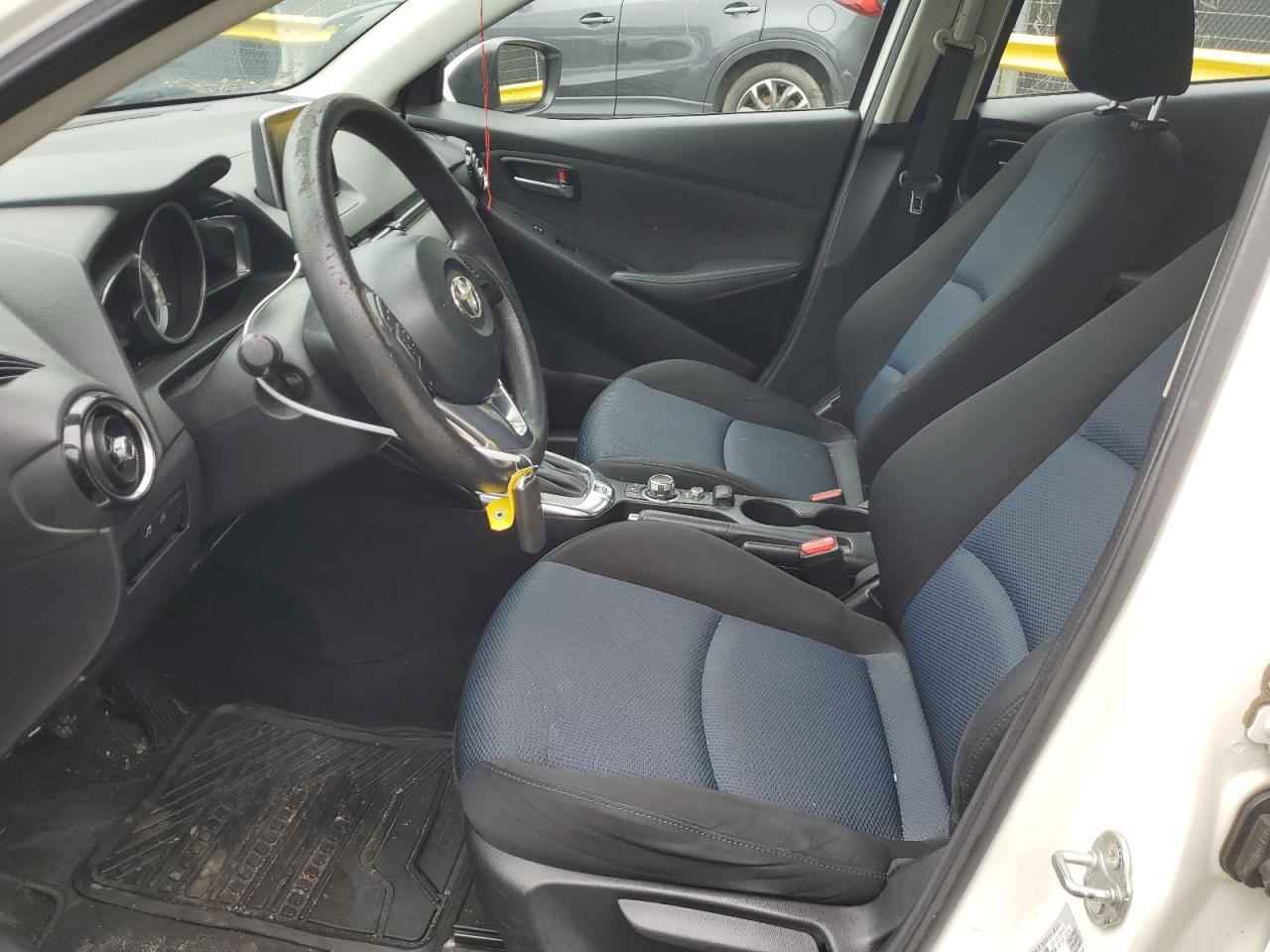 2017 Toyota Yaris Ia - Фото 7