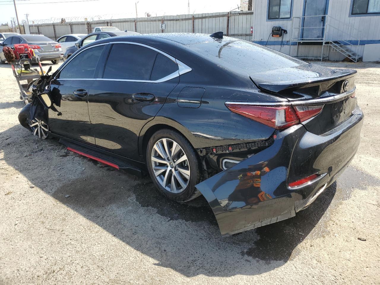 2019 Lexus Es 350 - Фото 2