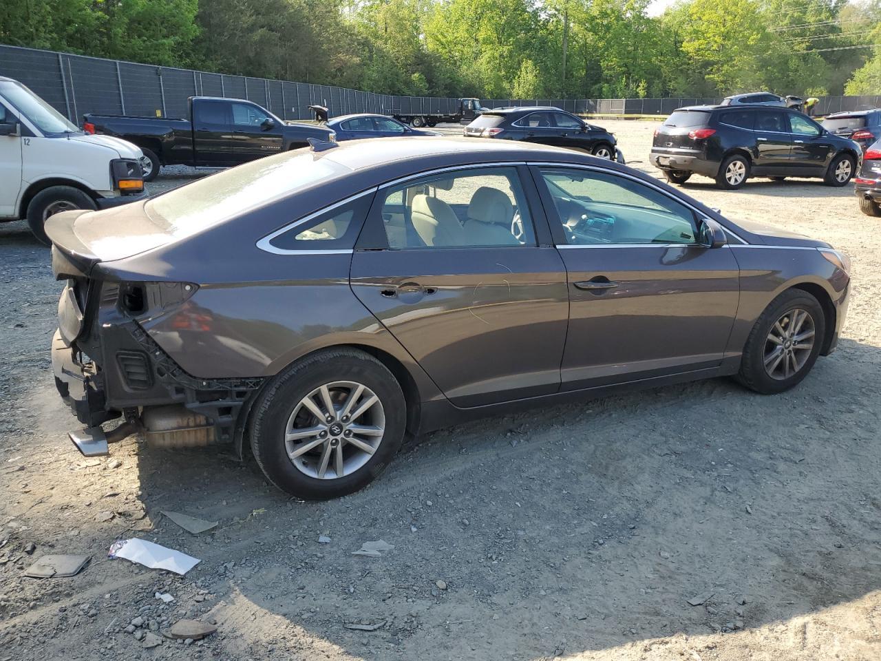 2015 Hyundai Sonata Se - Image 3