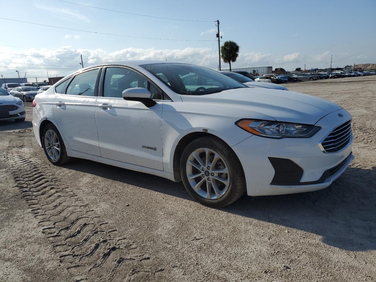 2019 Ford Fusion Se - Image 4