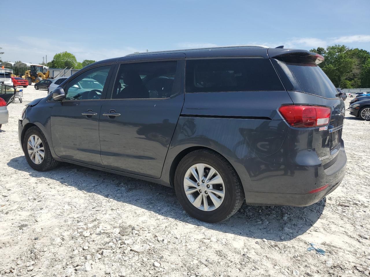 2016 Kia Sedona Lx - Фото 2