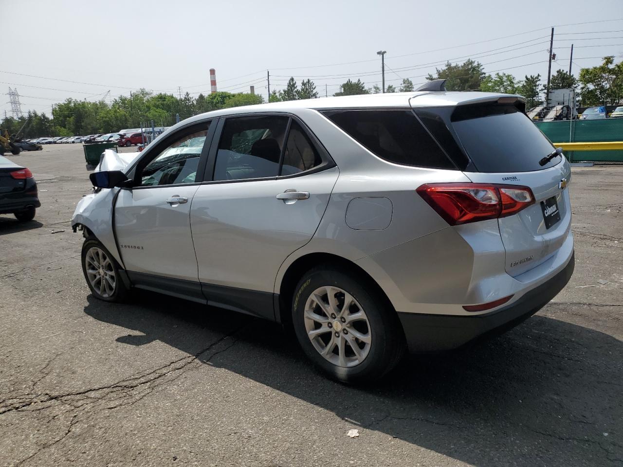 2020 Chevrolet Equinox Ls - Фото 2