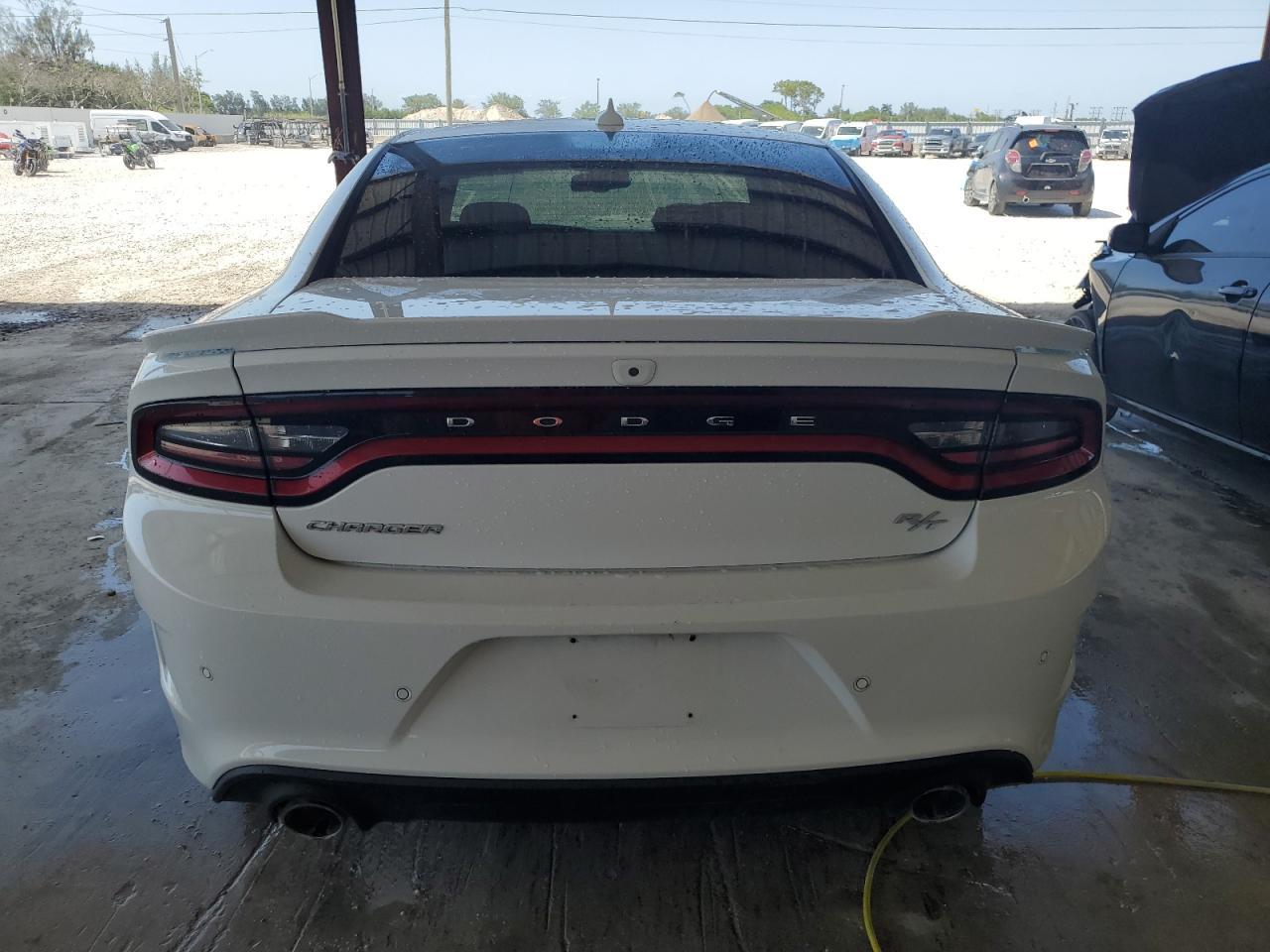 2022 Dodge Charger R/T - Image 6
