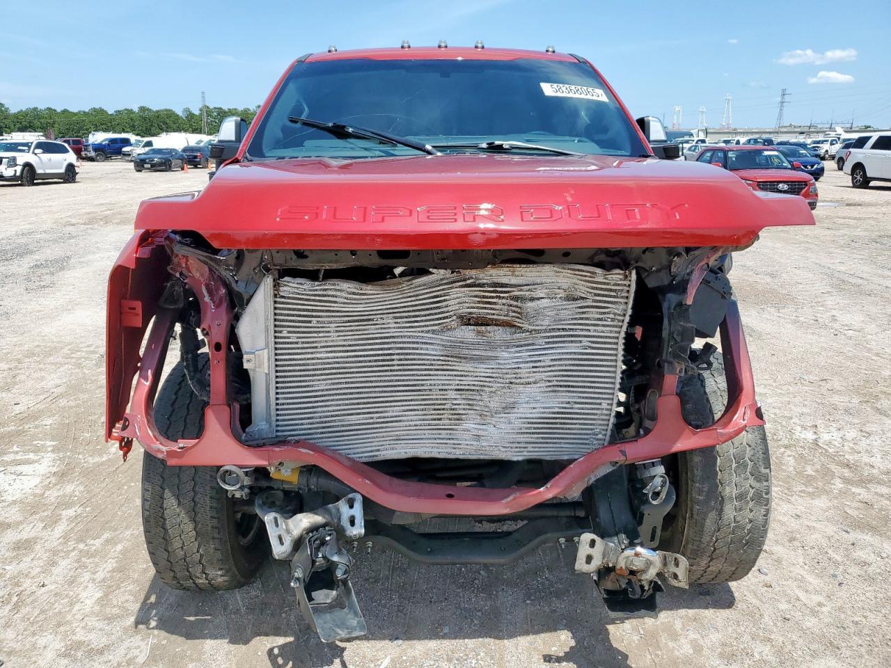 2024 Ford F250 Super Duty - Фото 5