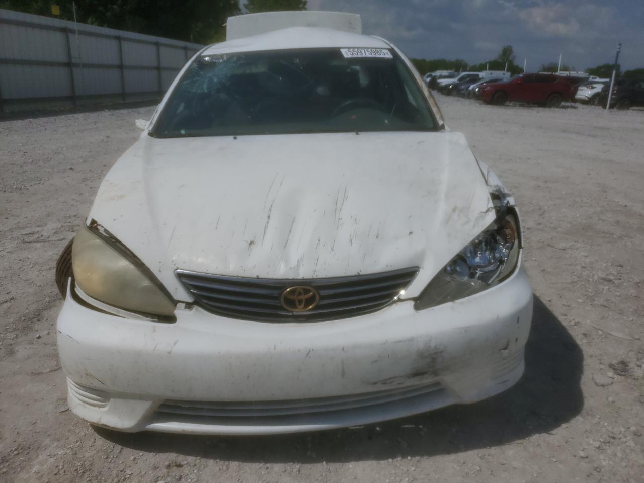 2005 Toyota Camry Le - Image 5