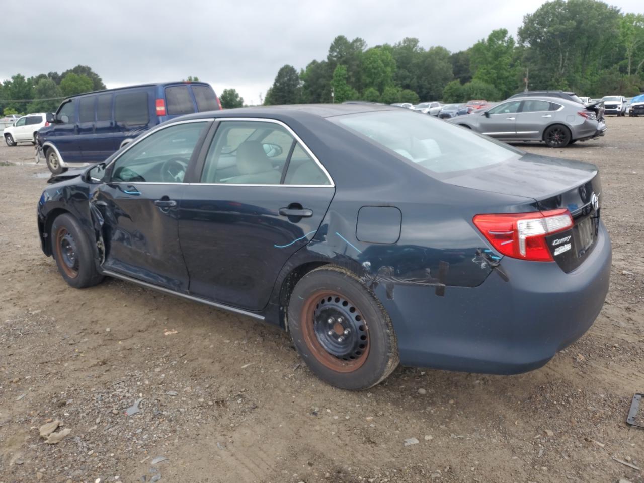 2013 Toyota Camry L - Image 2