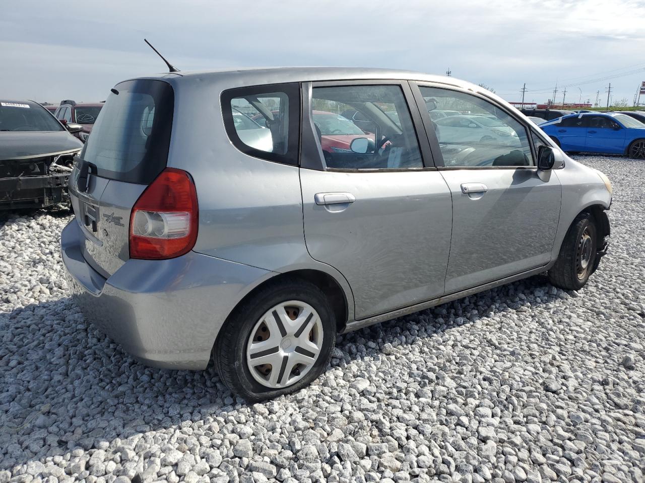2007 Honda Fit - Фото 3
