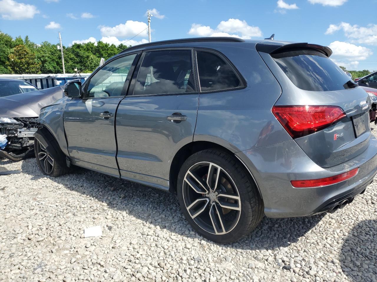 2017 Audi Sq5 Premium Plus - Image 2