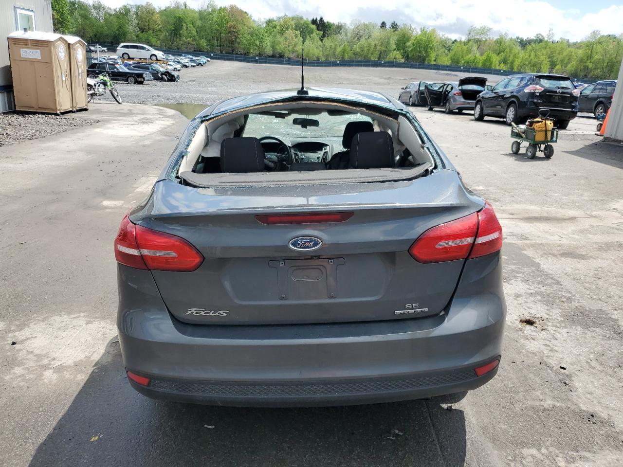 2016 Ford Focus Se - Фото 6