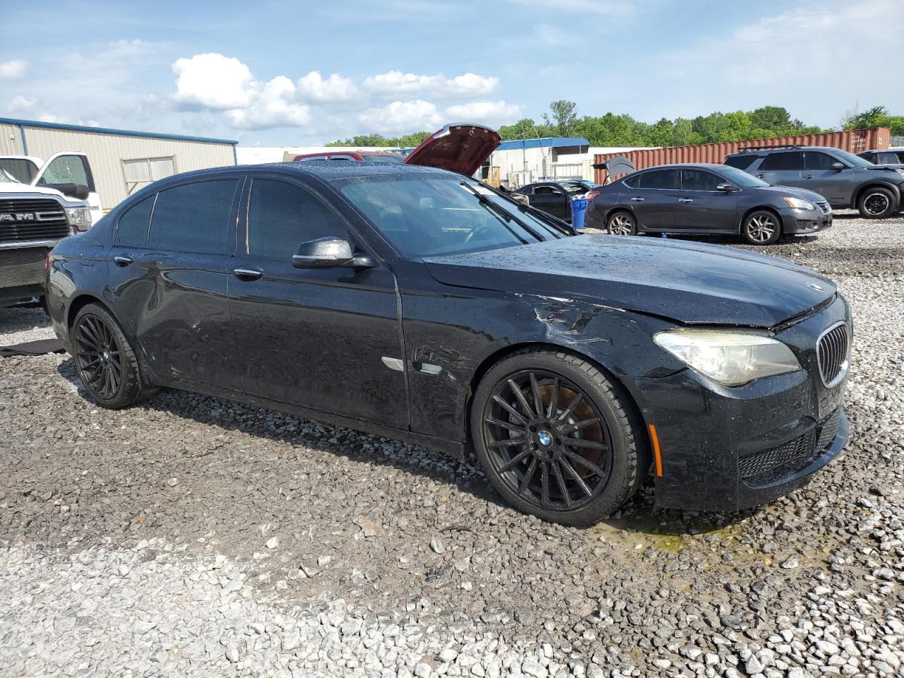 2013 BMW 750 Li - Фото 4