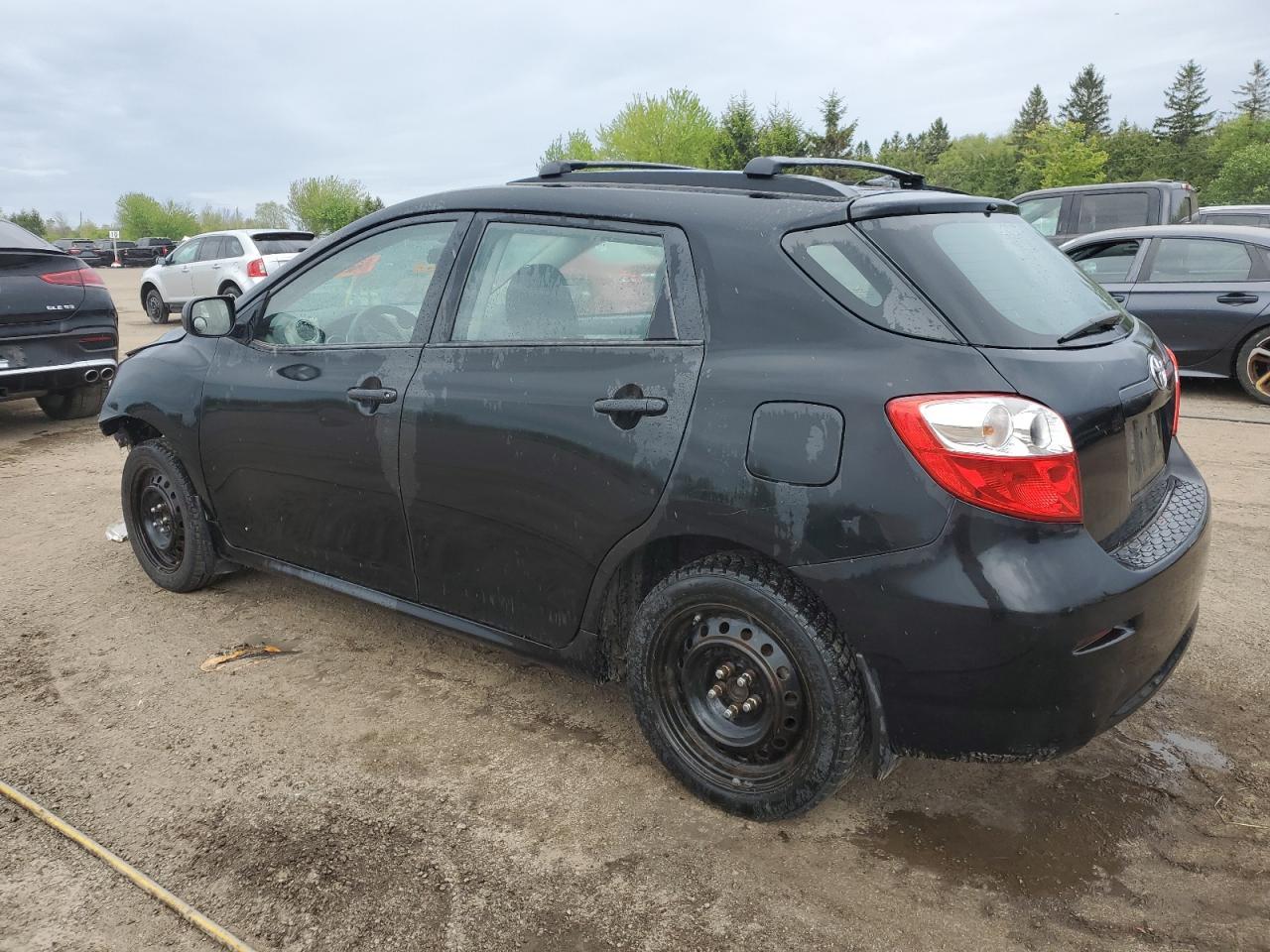 2013 Toyota Corolla Matrix - Image 2