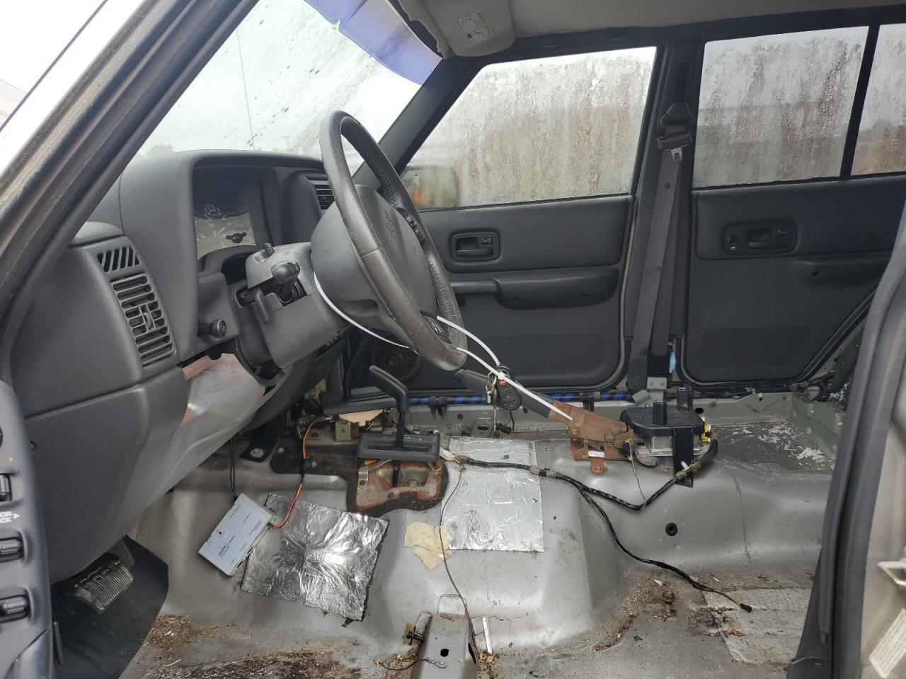 2001 Jeep Cherokee Sport - Фото 7