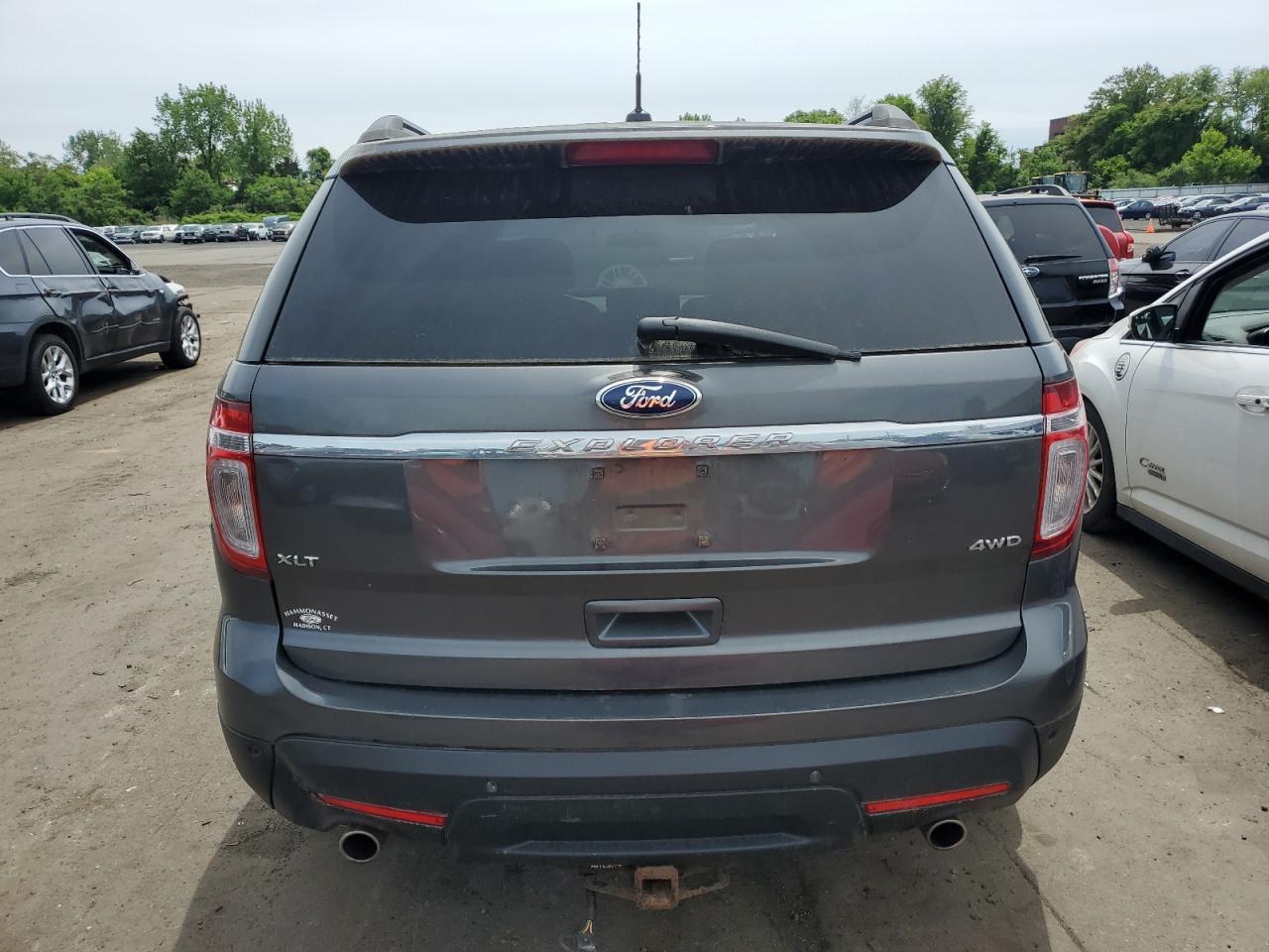 2015 Ford Explorer Xlt Xlt - Image 6