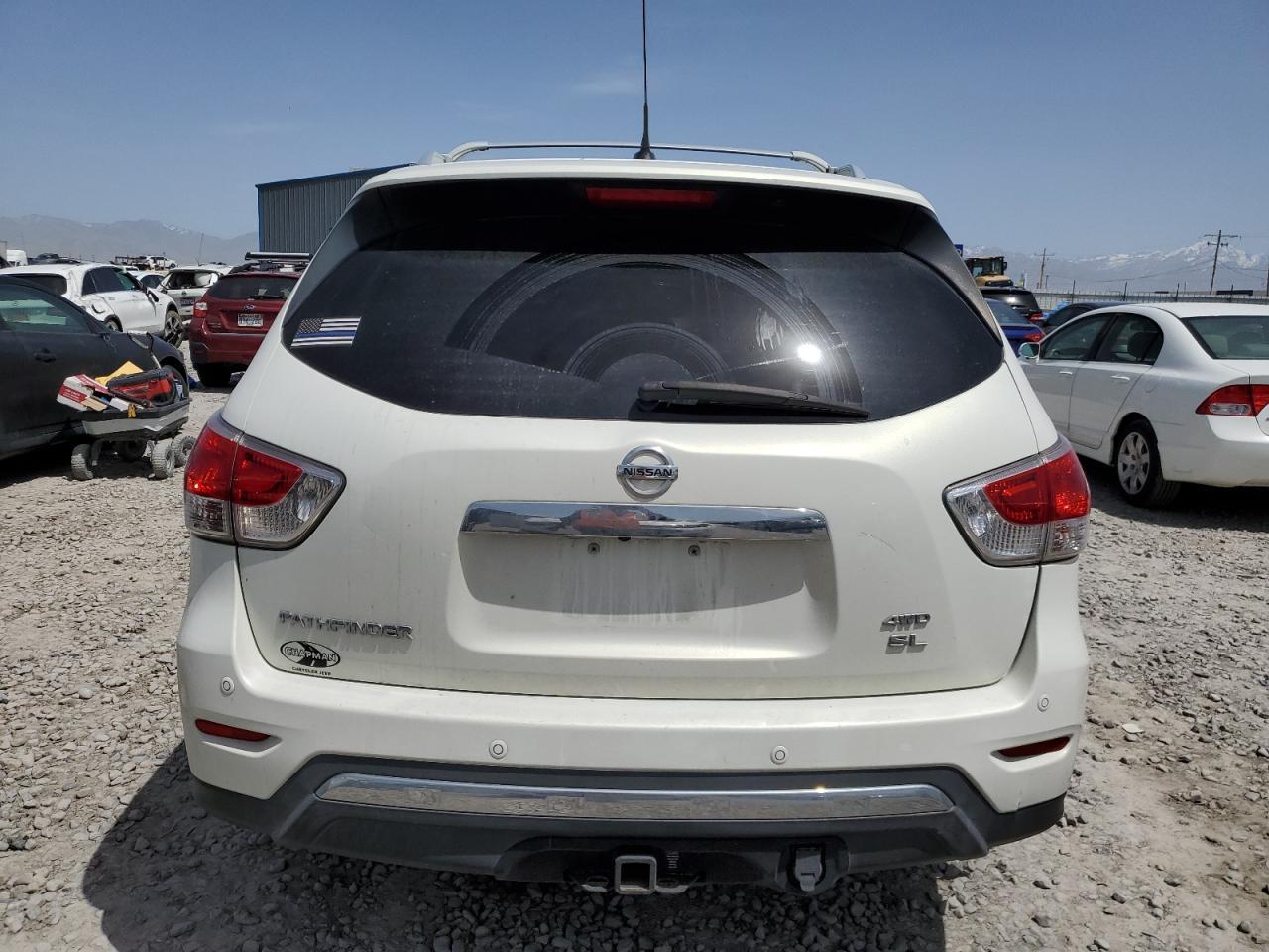 2013 Nissan Pathfinder S - Фото 6