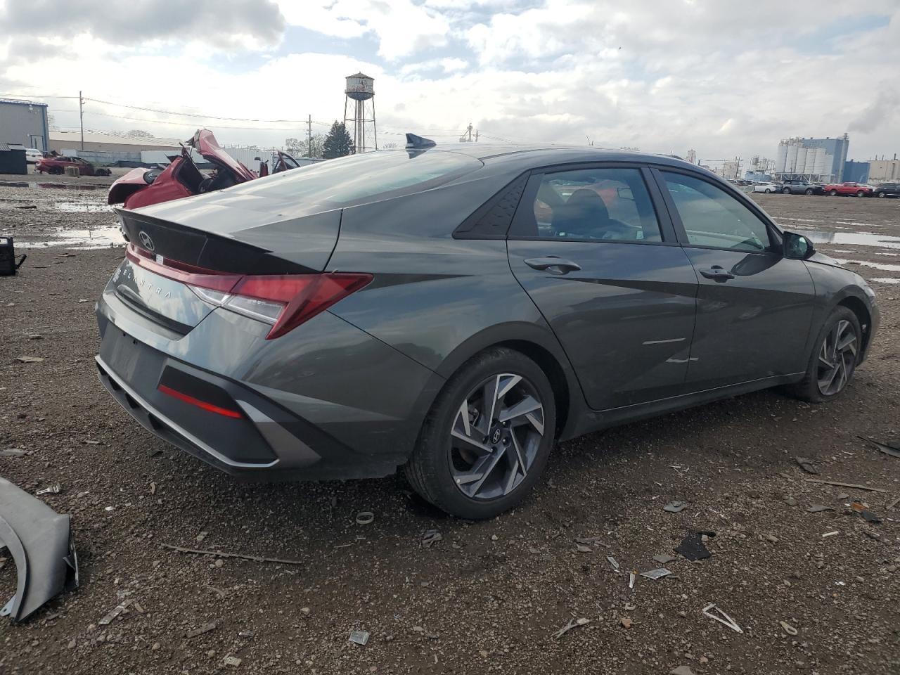 2025 Hyundai Elantra Sel Sport - Фото 3