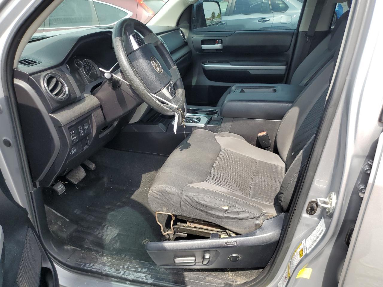 2016 Toyota Tundra Double Cab Sr - Image 7