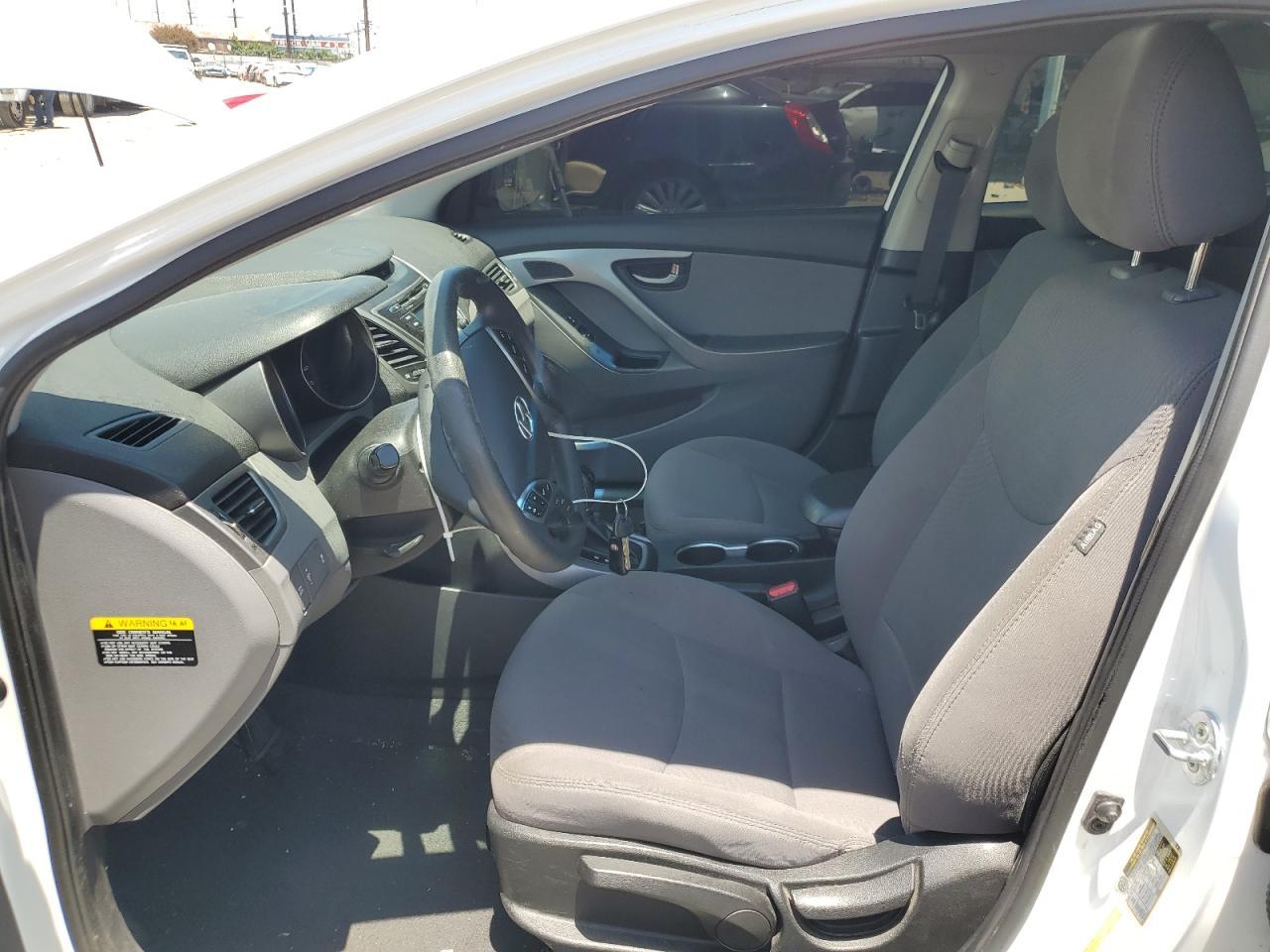 2016 Hyundai Elantra Se - Фото 7