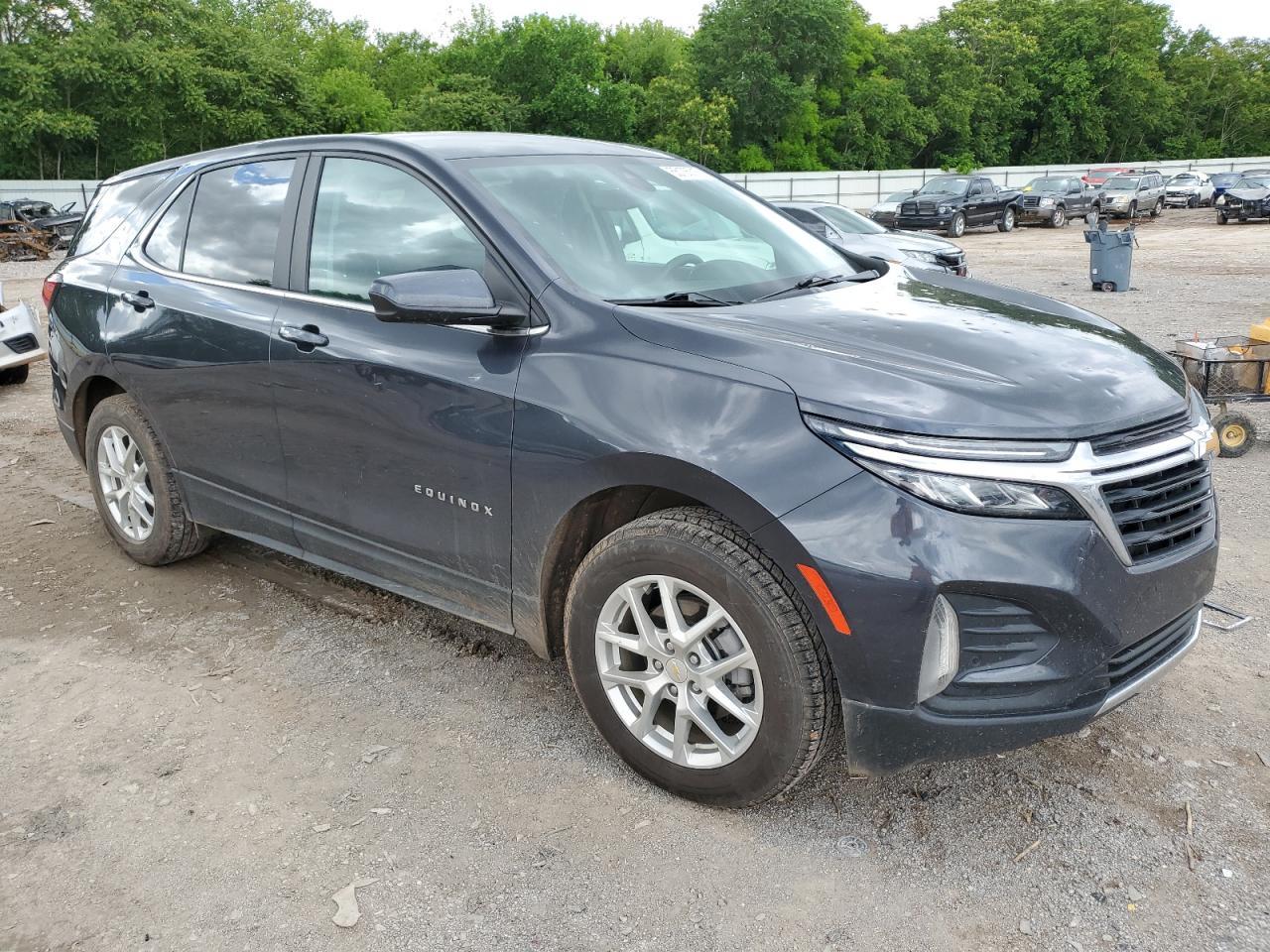2022 Chevrolet Equinox Lt - Image 4